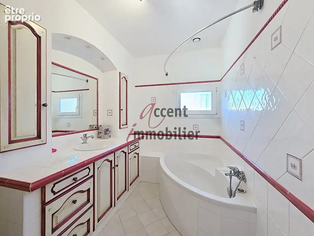 Villa 4 chambres au calme - photo 14