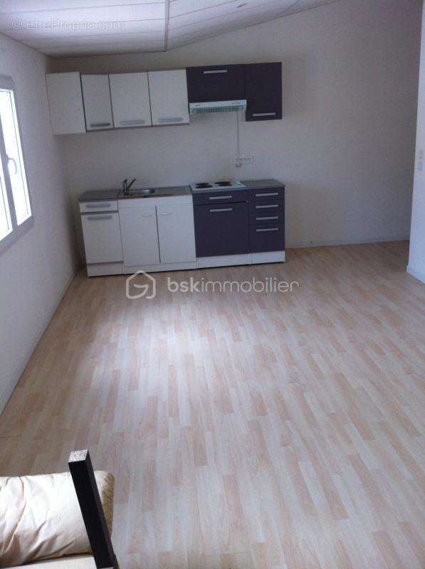 Appartement à TOURRETTES