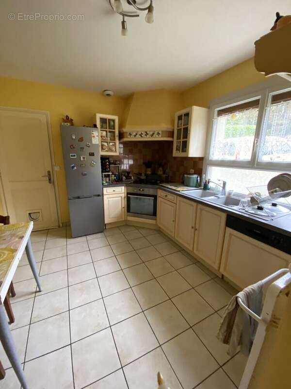 Maison à MONTELEGER