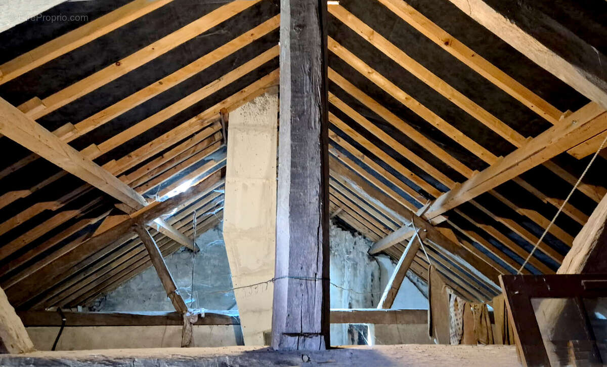 Maison à SAINT-MAURICE-EN-RIVIERE