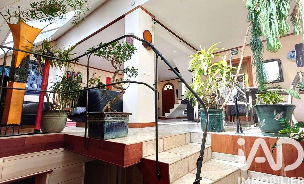 Photo 4 - Maison à VELIZY-VILLACOUBLAY