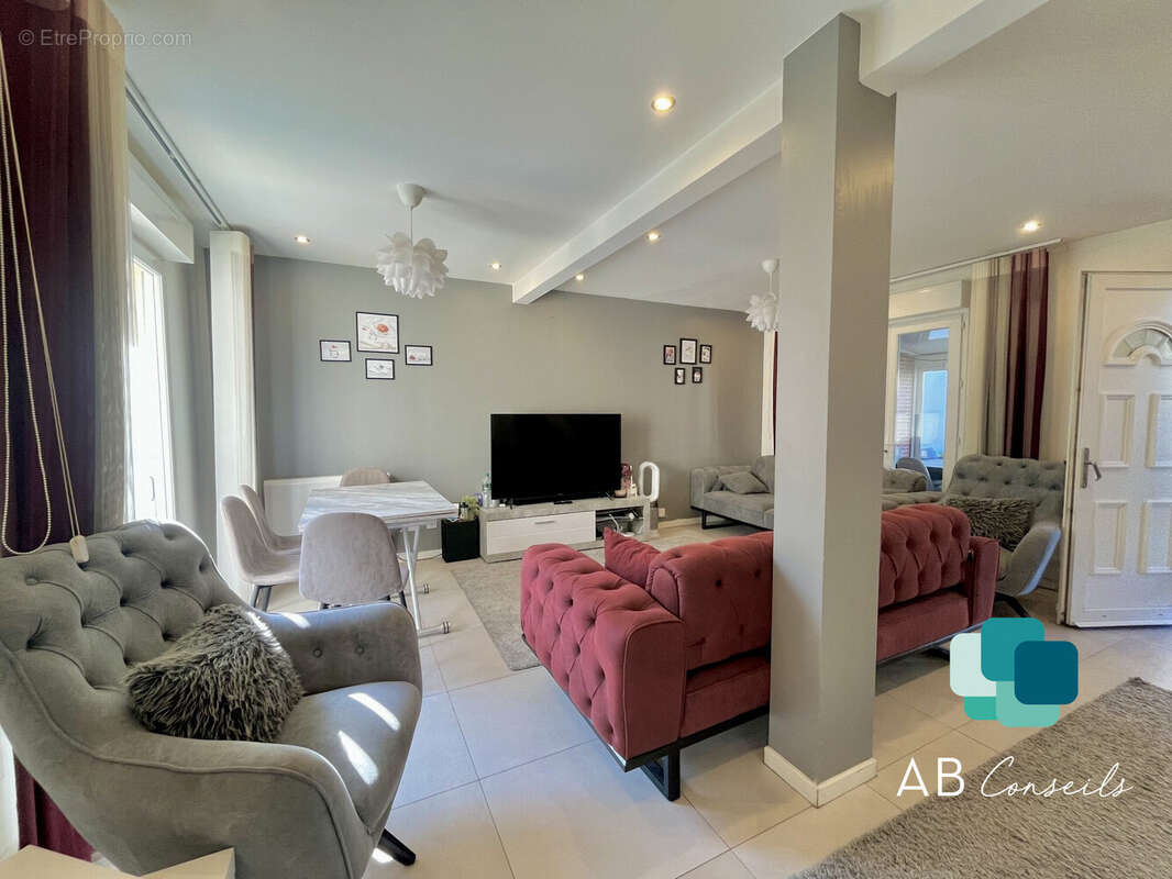 Maison à LE PETIT-QUEVILLY