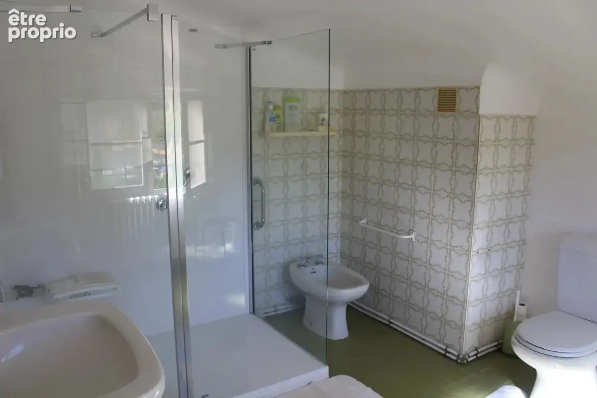 GRASSE St Jacques,  Villa de 5 P sur 1400m2 - photo 18