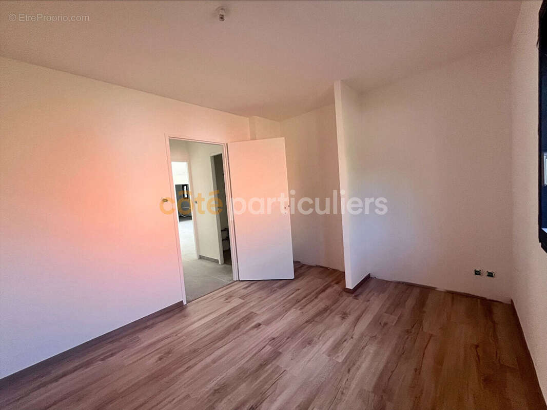 Maison à MONTBARTIER