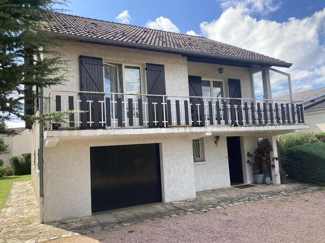 Photo 3 - Maison à POUILLY-SOUS-CHARLIEU