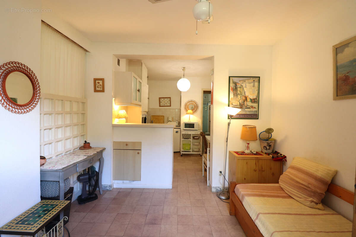 Appartement à LA CROIX-VALMER