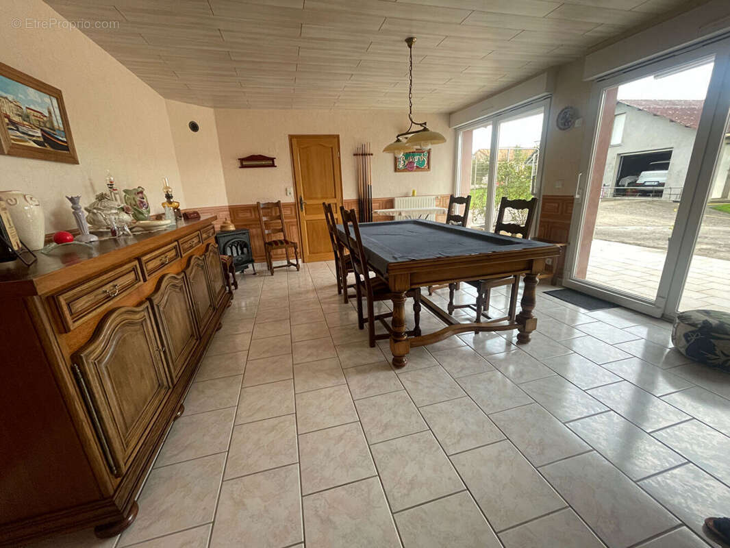 Maison à XERMAMENIL