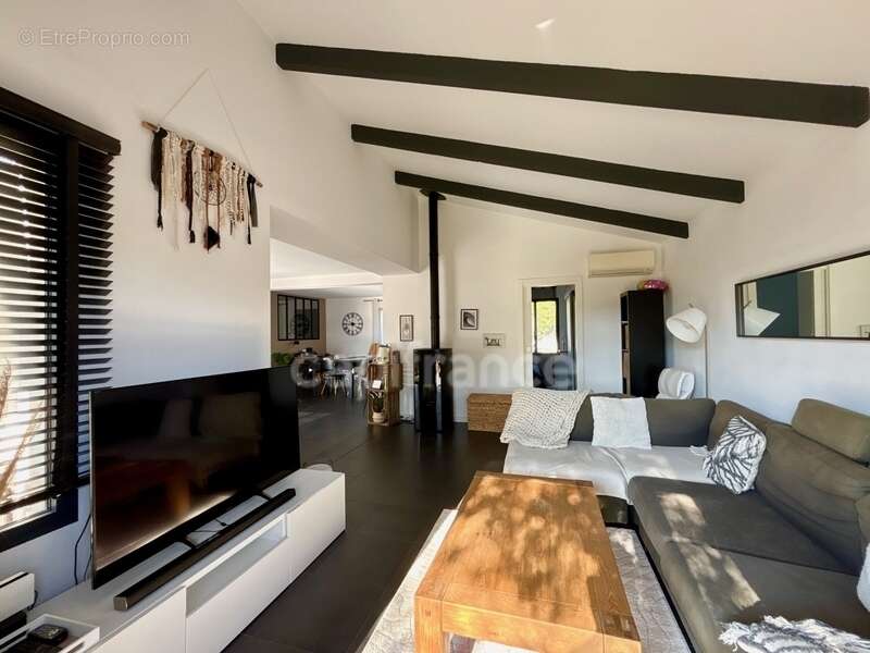 Maison à SAINT-JEAN-DE-VEDAS