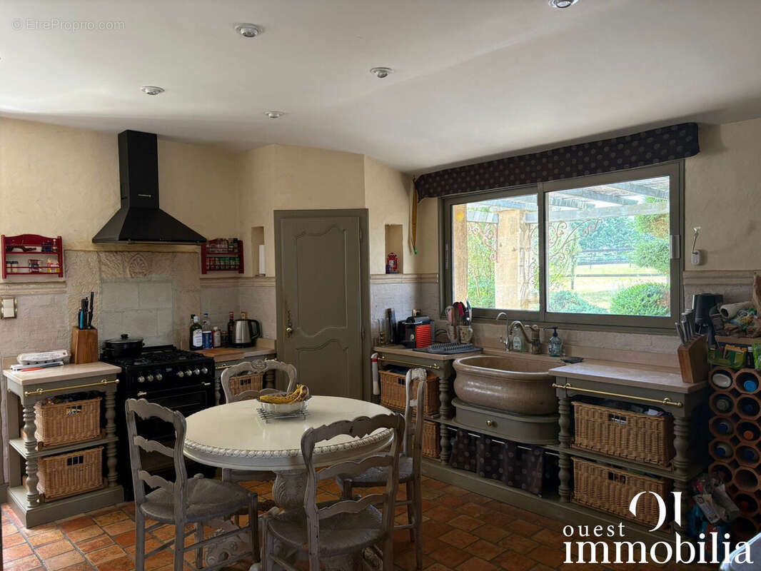 Maison à DOUE-LA-FONTAINE