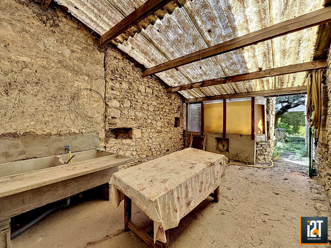 Maison à LA CALMETTE