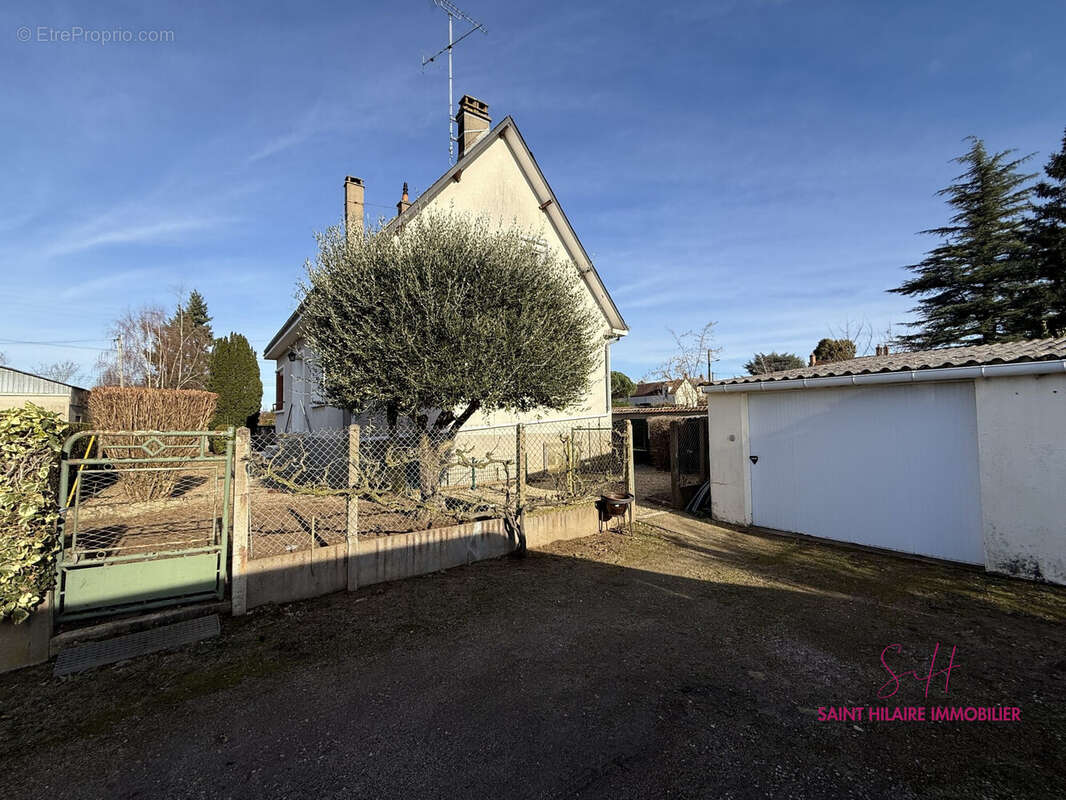 Maison à SAINT-HILAIRE-SAINT-MESMIN