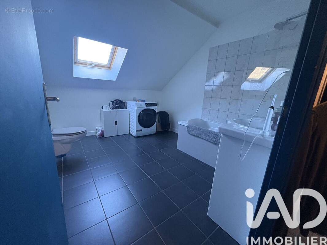 Photo 9 - Appartement à SAINT-ETIENNE-DE-CUINES
