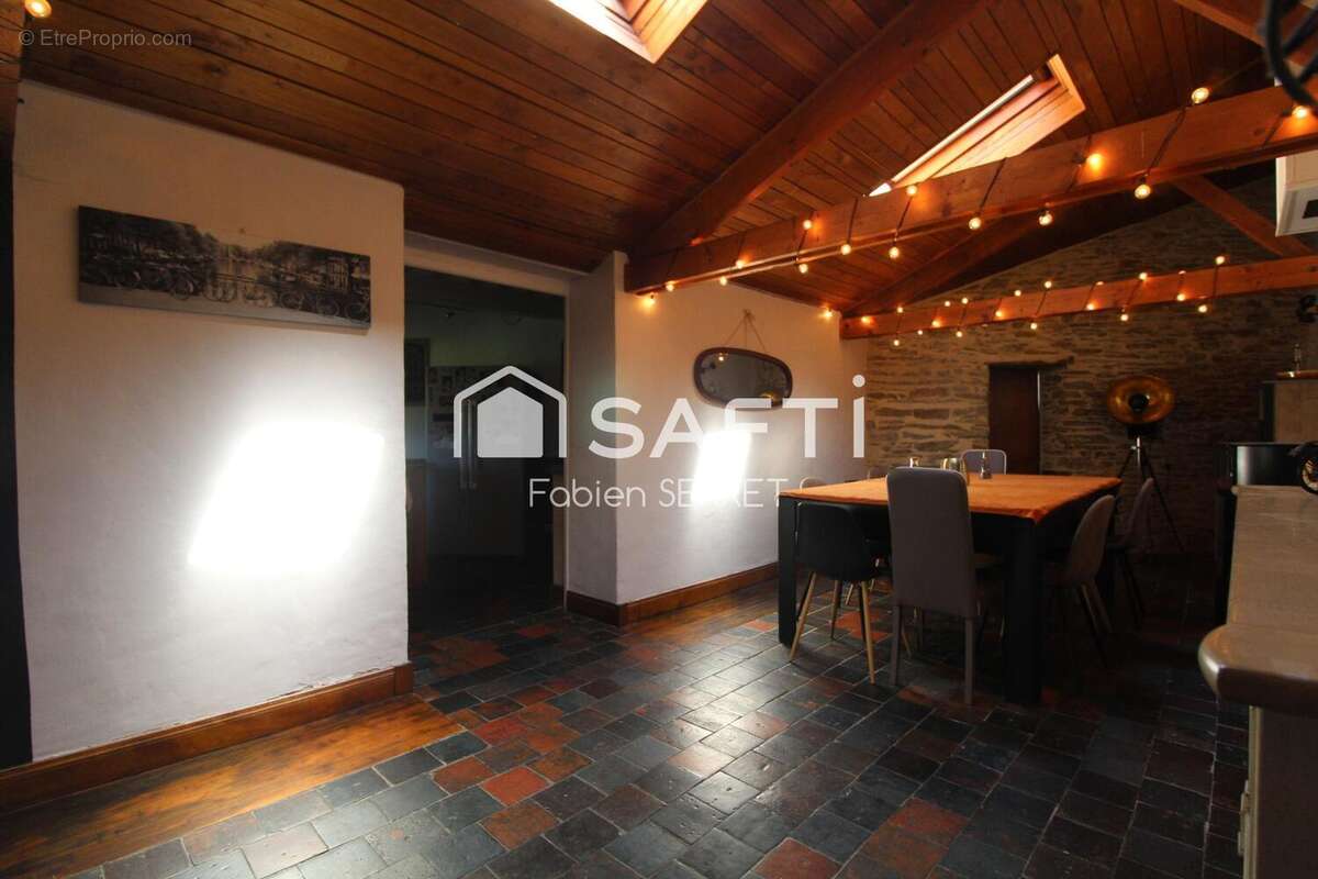 Photo 6 - Maison à LE MOLAY-LITTRY