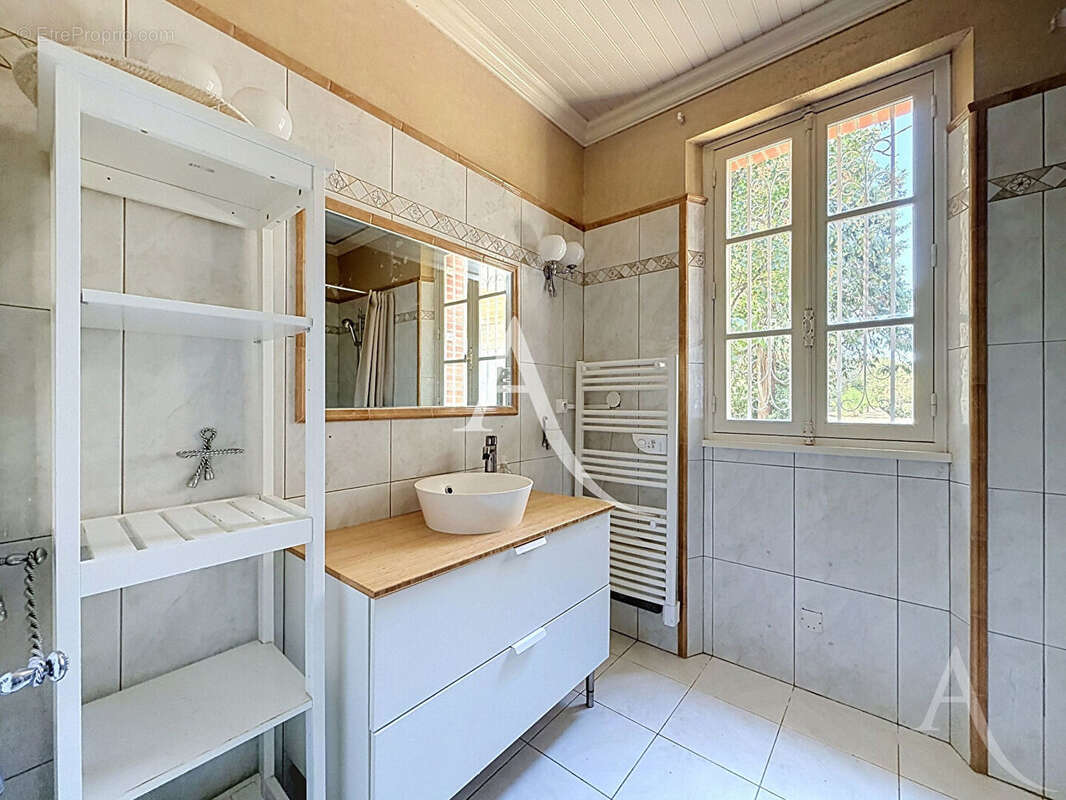 Maison de Maître Lavernose Lacasse - 9 pièces 248 m2 - photo 11