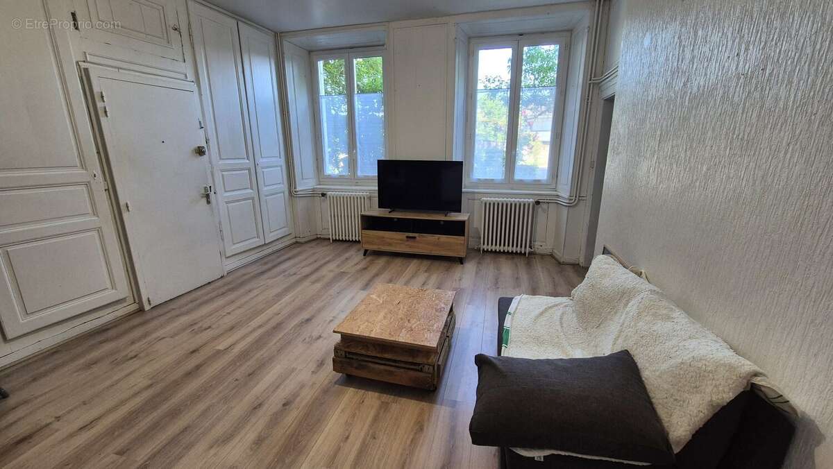 Appartement à AIXE-SUR-VIENNE