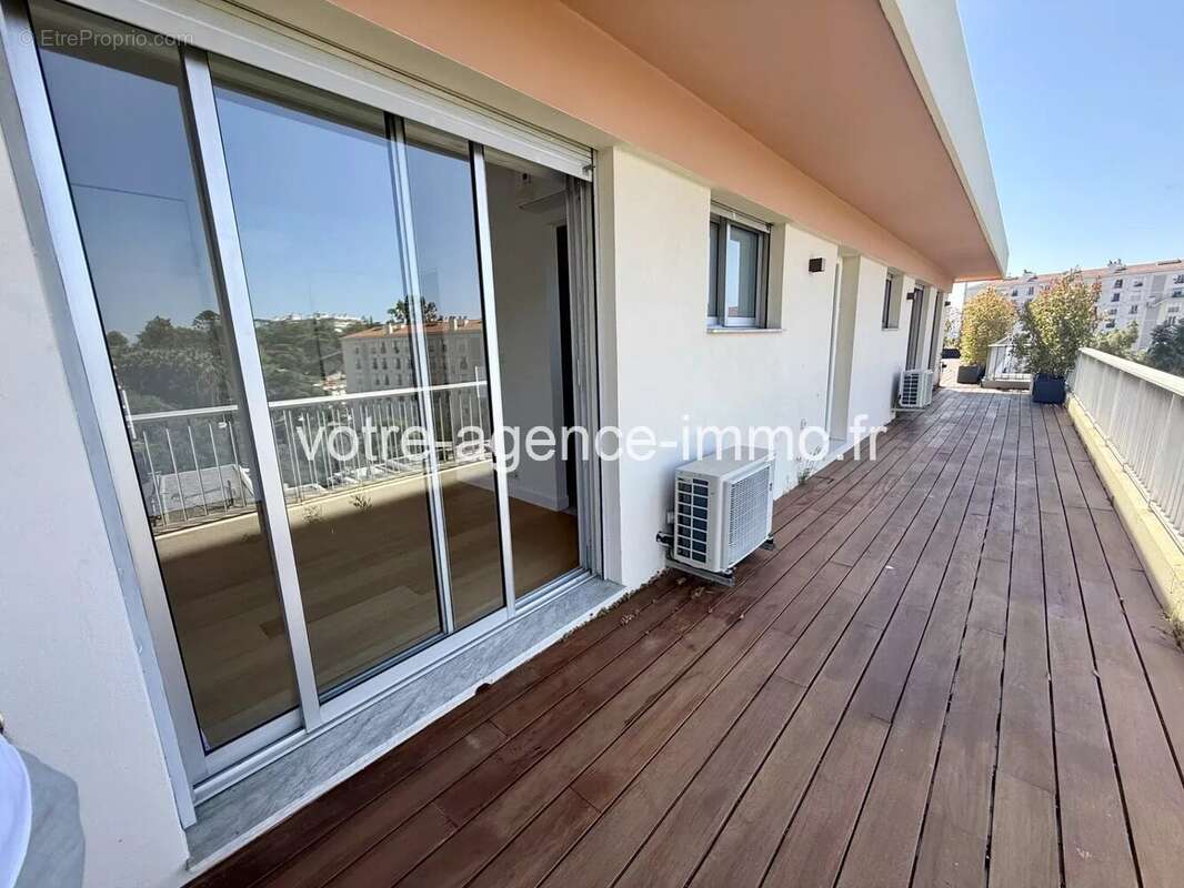 Appartement à NICE