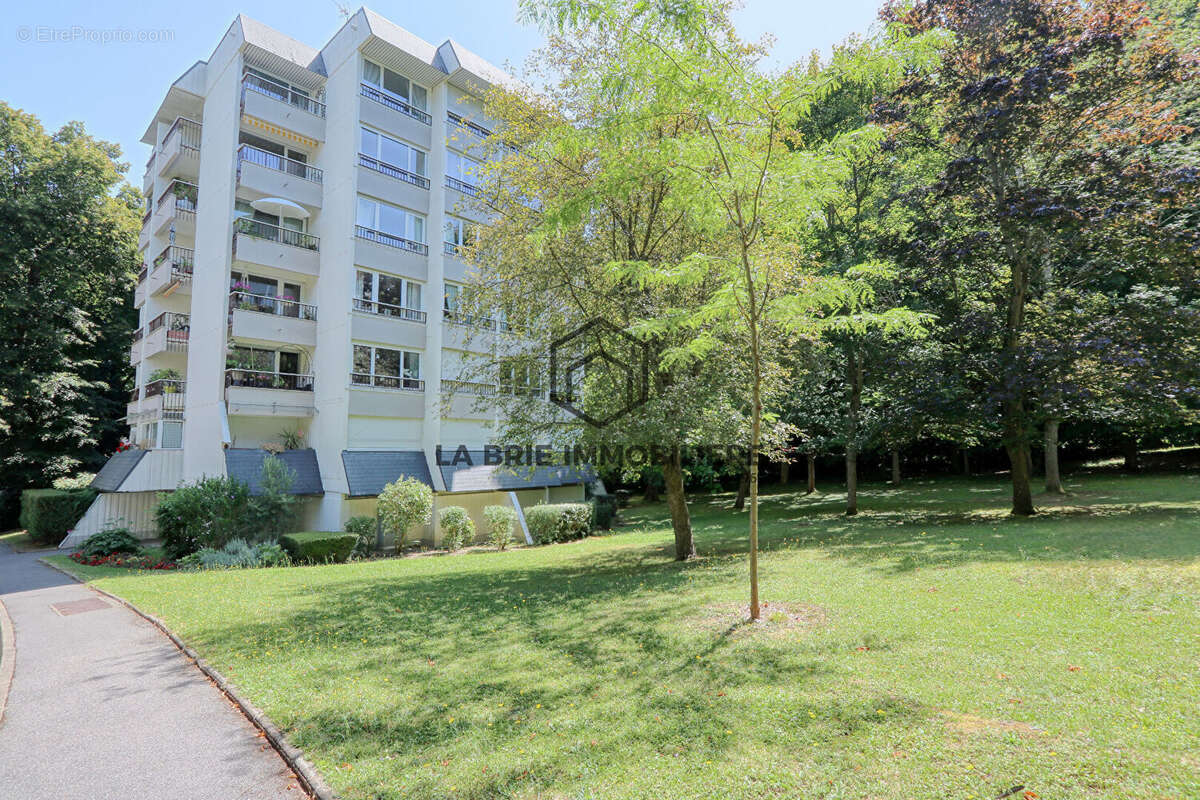 Appartement à BRUNOY