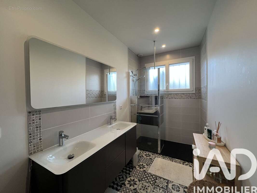 Maison 86 m² à Alencon  - photo 8