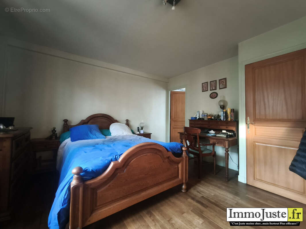 Maison à LE PERRAY-EN-YVELINES