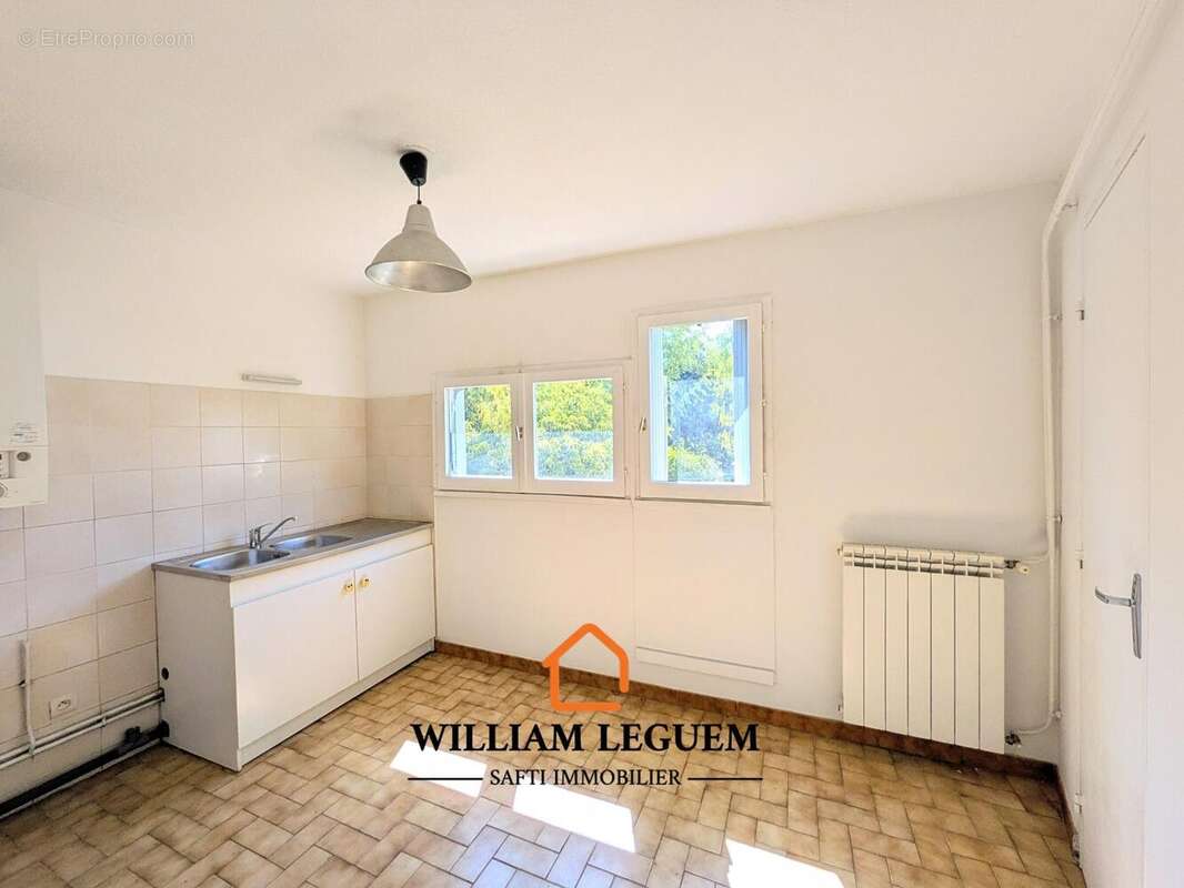 Photo 8 - Appartement à MARSEILLE-13E