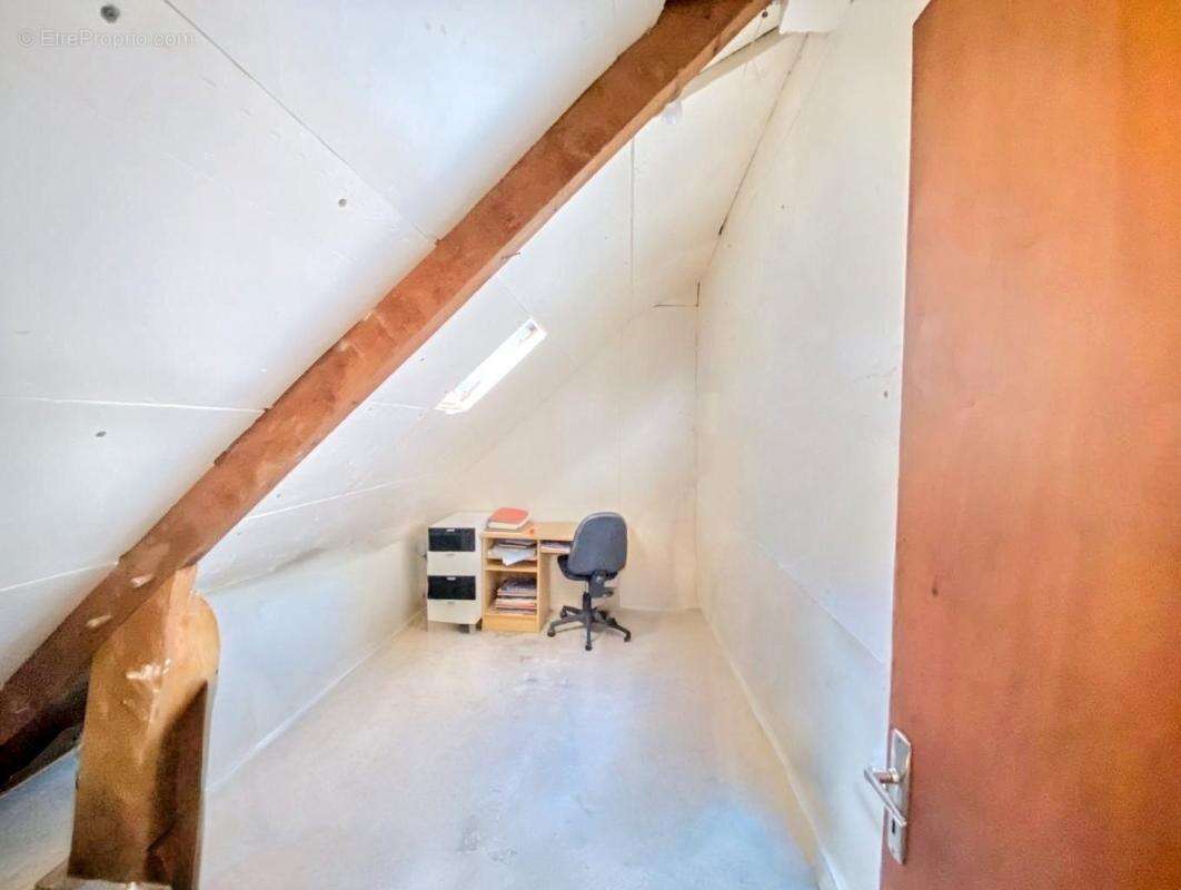 Maison à SAINT-JEAN-BREVELAY