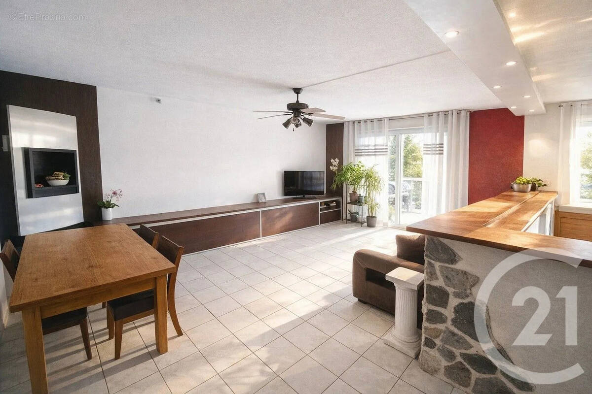Appartement à ROQUEBRUNE-CAP-MARTIN