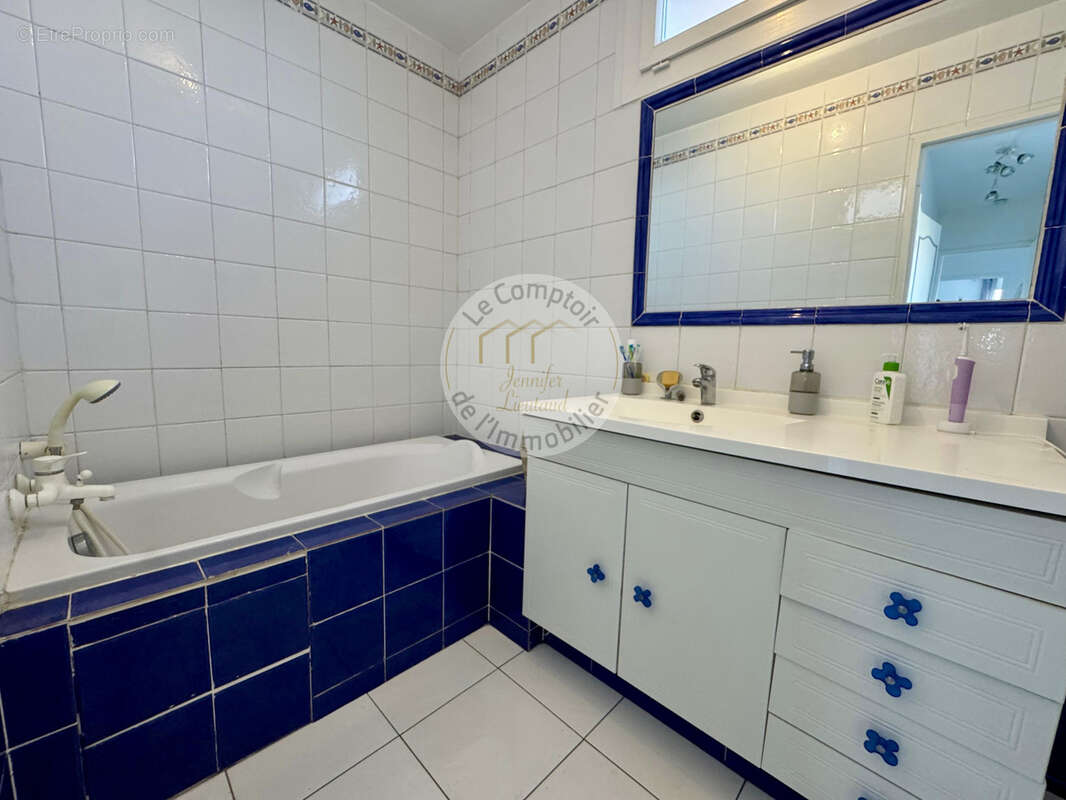 Appartement à MARSEILLE-10E