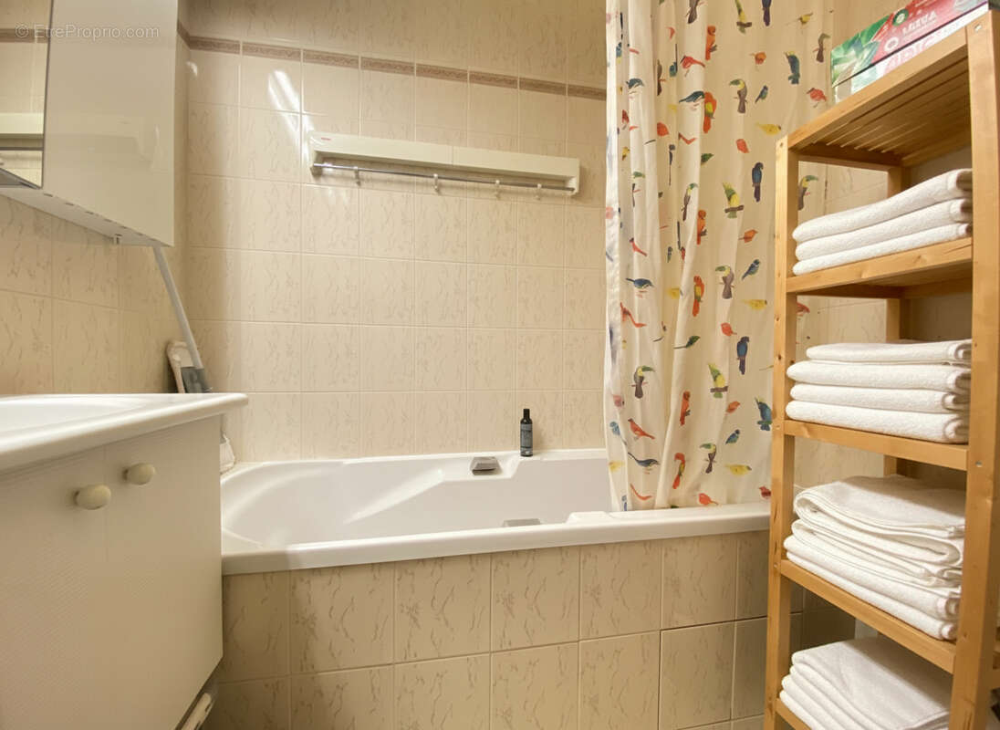 Appartement à PARIS-3E