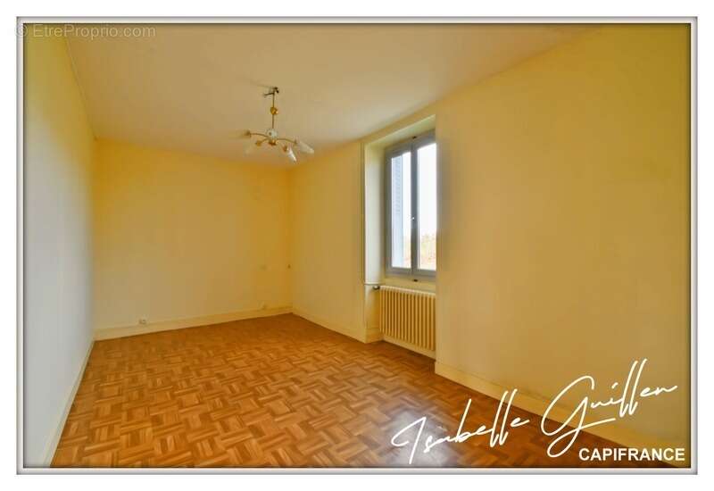 Maison à SAINT-MAUR