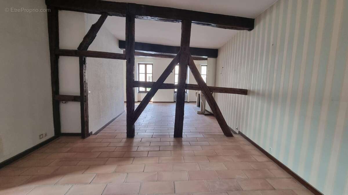 Appartement à CHATILLON-SUR-CHALARONNE