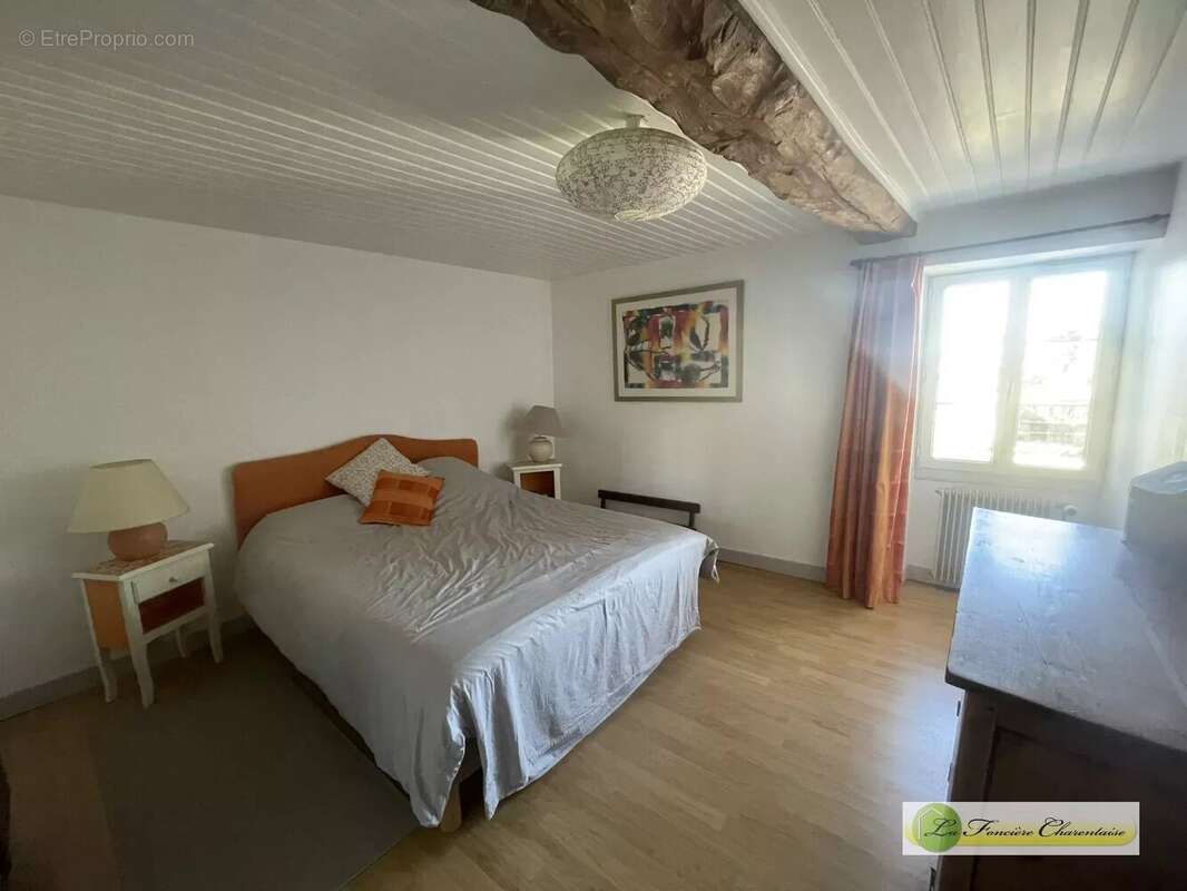 Charmante maison de 3 chambres à Puymoyen - photo 10
