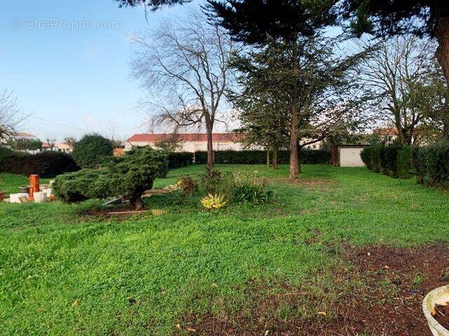 Terrain à LA ROCHELLE