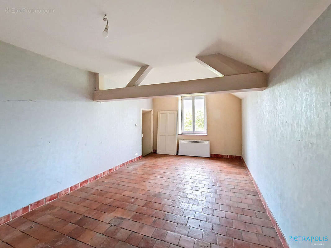 Maison à ESSERTENNE