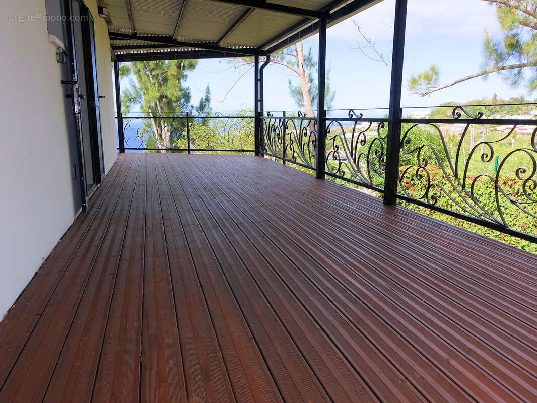 Maison à SAINT-DENIS