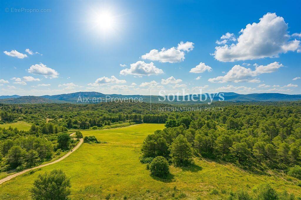 Maison à AIX-EN-PROVENCE
