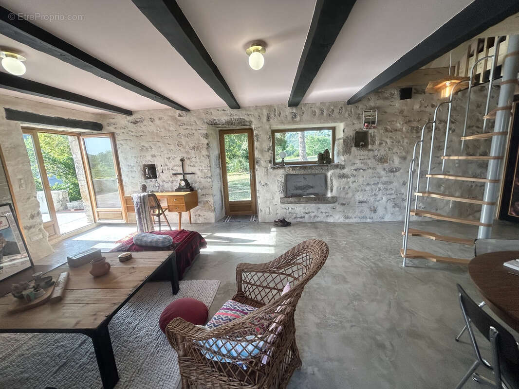 Maison à SAUJAC