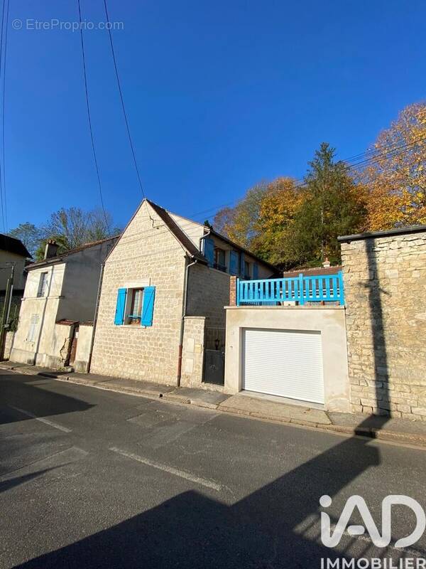 Photo 1 - Maison à CHAMPAGNE-SUR-OISE