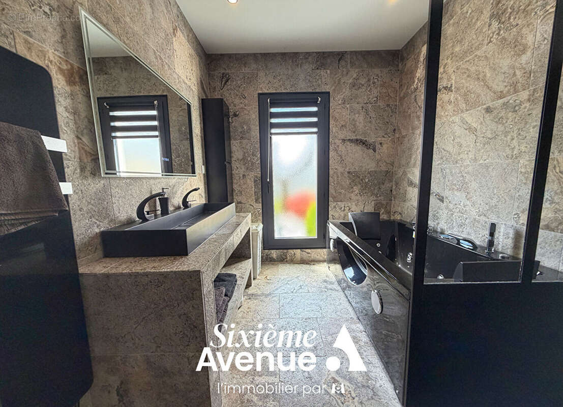 Maison à LES BARTHES