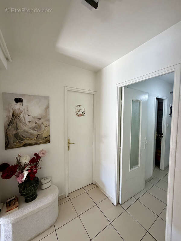 Appartement à MARSEILLE-3E