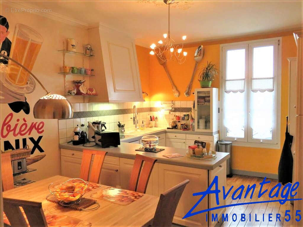 Maison 288 m² à Bar-Le-Duc  - photo 2