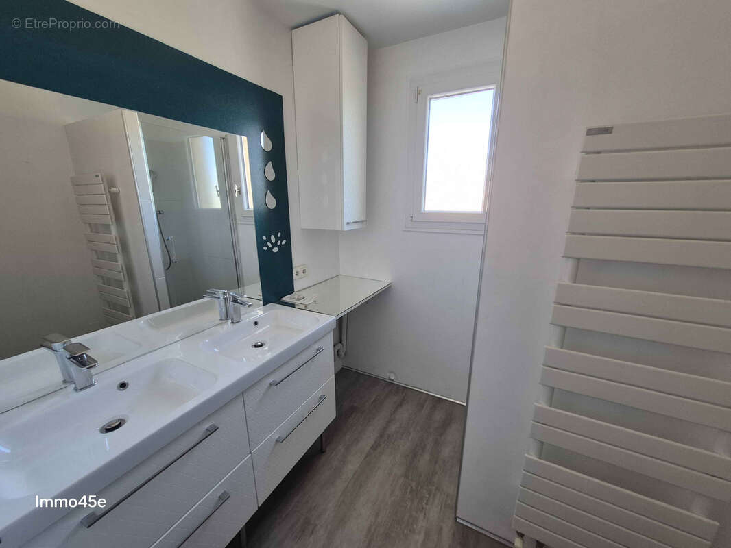 A Vendre T3 rénové + garage Tournon SUD - photo 10