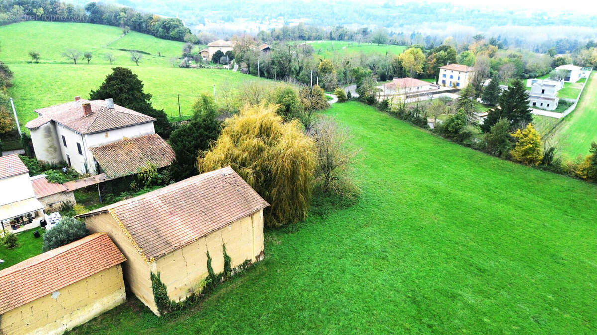 Autre à EYZIN-PINET
