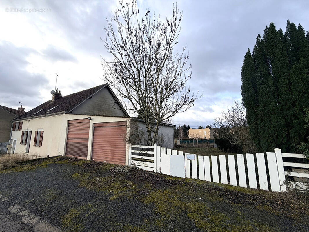 Maison à CHAMBLET