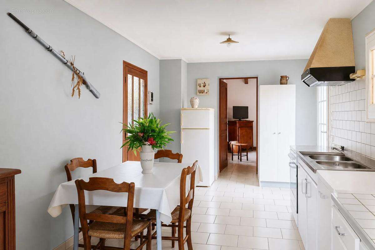 Maison de 5 pièces de 169 m² à Montmérac - photo 7