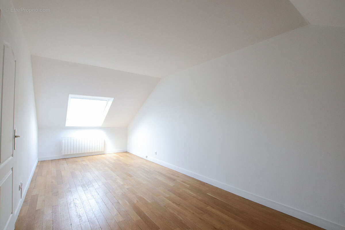 Appartement à GIF-SUR-YVETTE