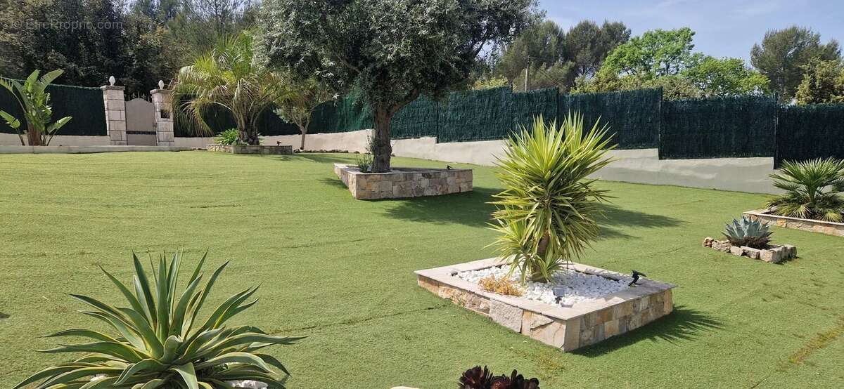 Maison à PEYMEINADE