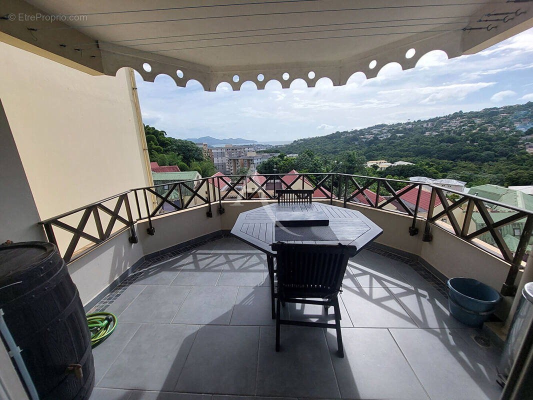 Appartement à FORT-DE-FRANCE