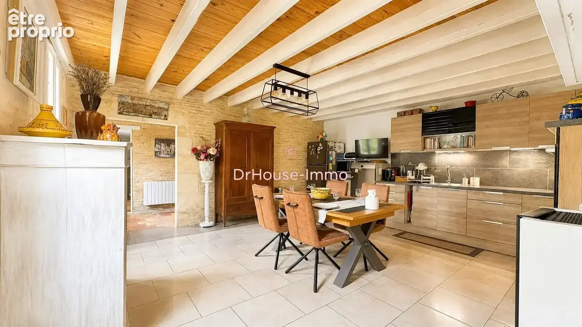 Maison 5 pièces 138 m² à vendre à Laruscade (33620) - photo 5