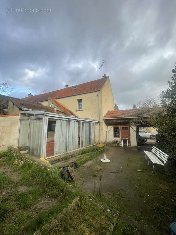 Maison à FRENEUSE