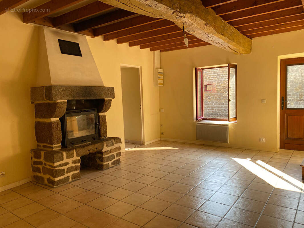 Maison saint-denis-de-gastines - photo 3